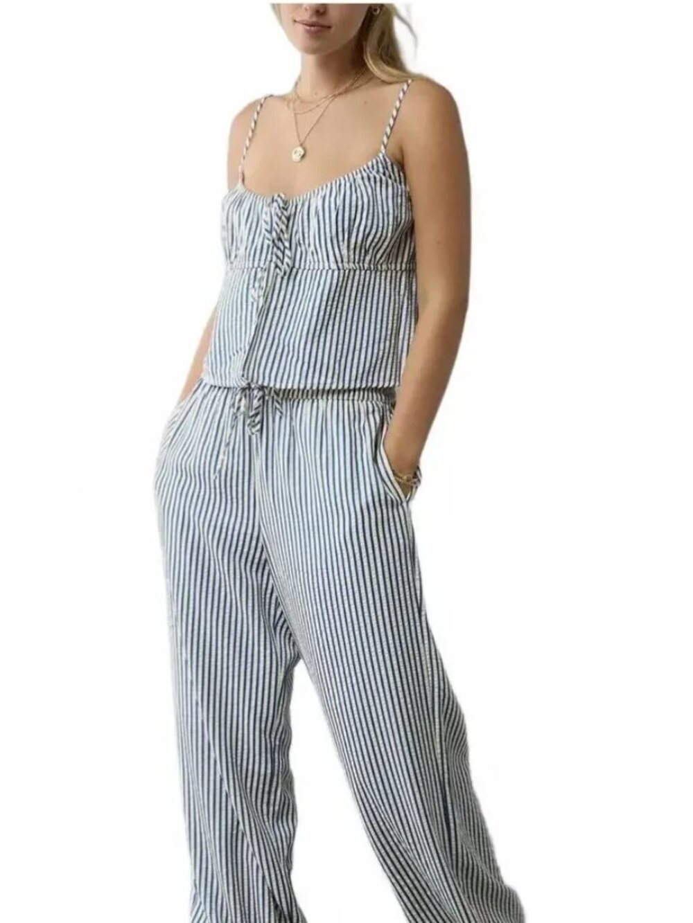 NWOT AE Tie Front Seersucker Cami & High-Waisted Seersucker Pant Set Medium